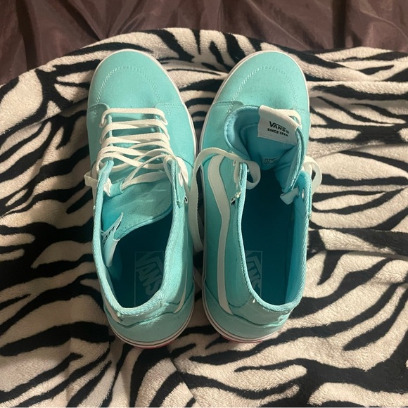 teal high top vans (never worn) size 11 - Picture 6 of 6